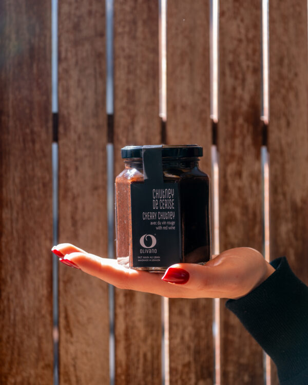 Chutney de cerises libanais maison au vin rouge